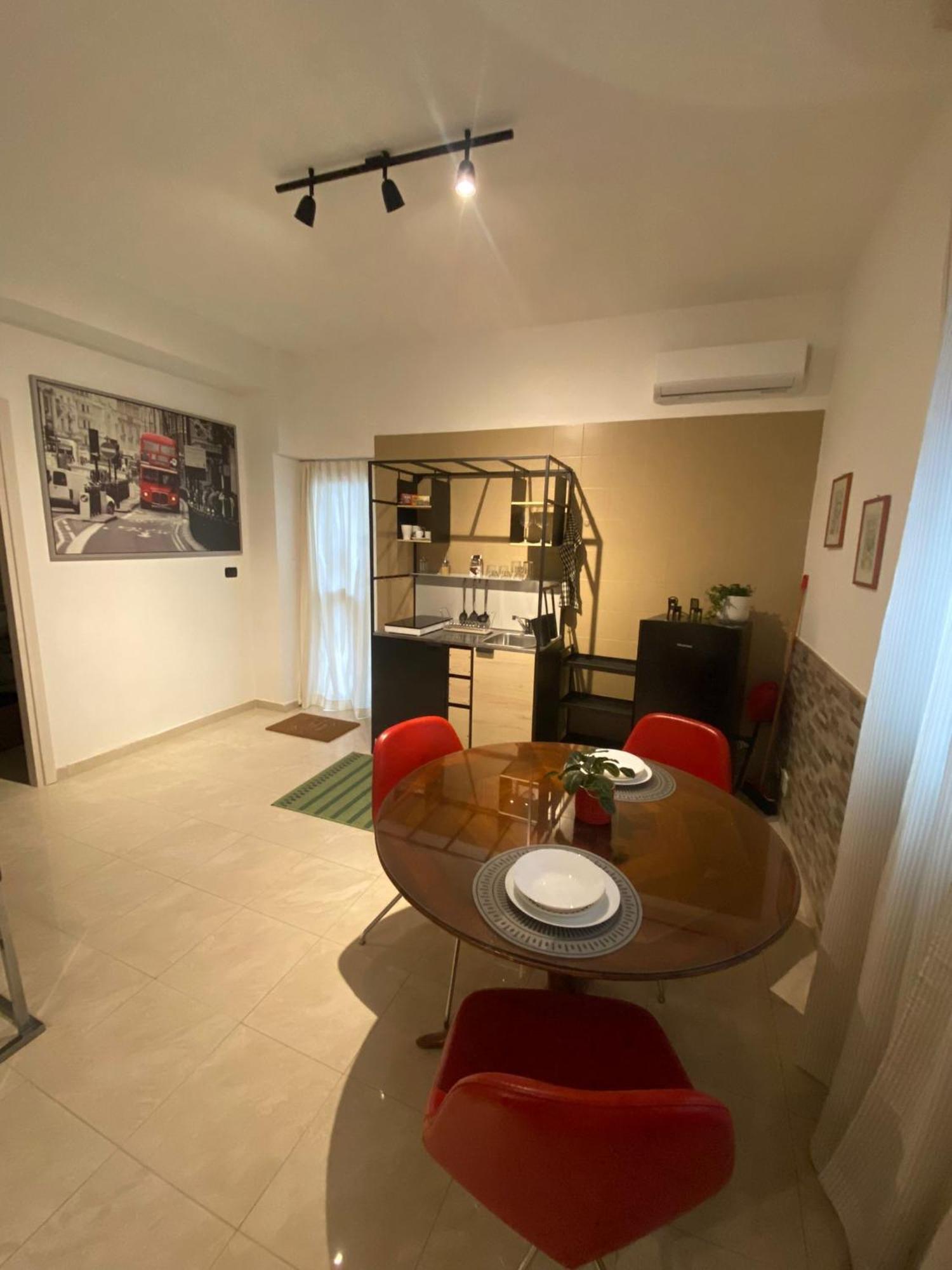 A Casa Di Ninni Aeroporto di Catania Fontana Rossa Esterno foto